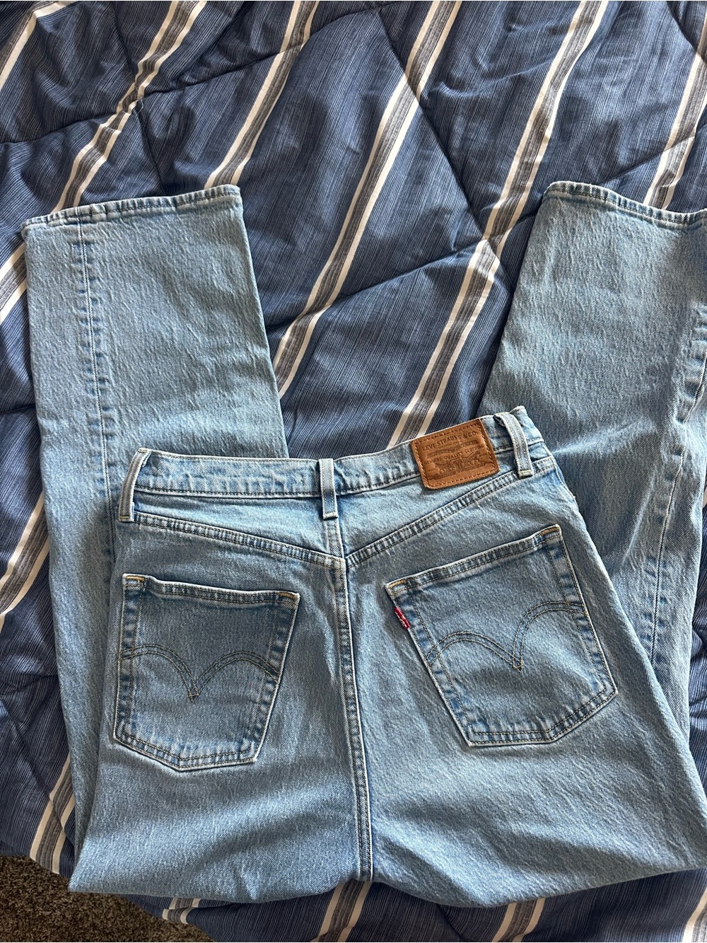 Levi’s Ribcage Straight Light Jeans